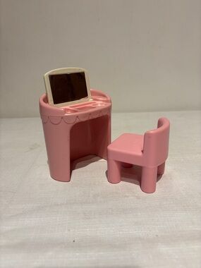 Vintage Little Tikes Dollhouse Vanity & Chair
